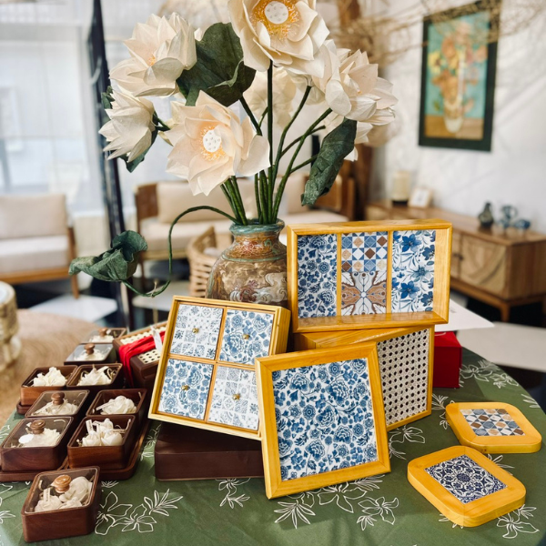 qua-tang-doanh-nghiep